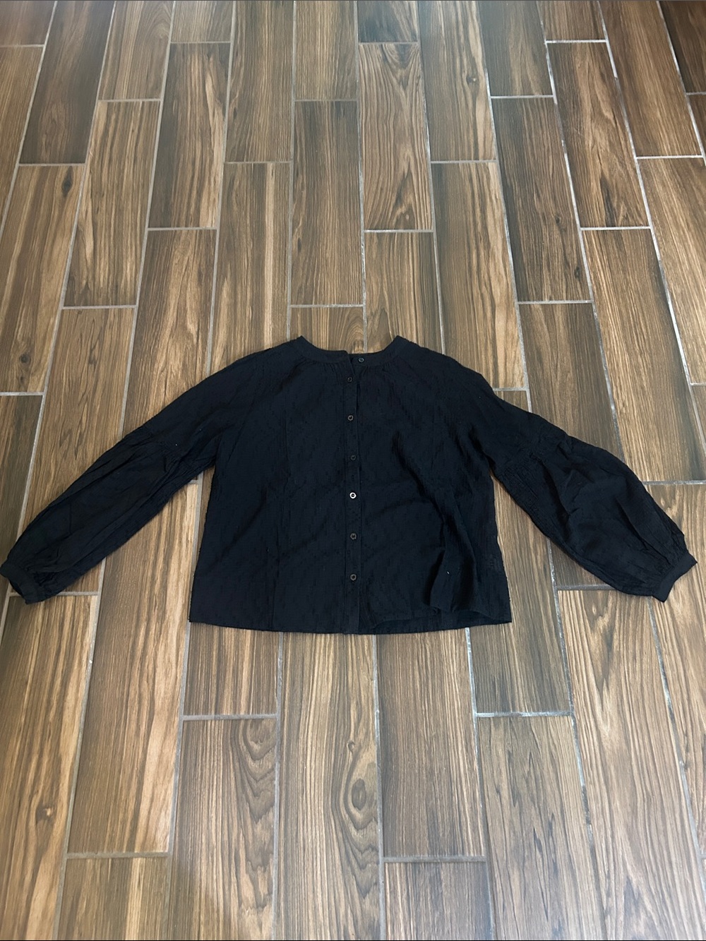 Women's Black Button-Back Lightweight Blouse Jacket
